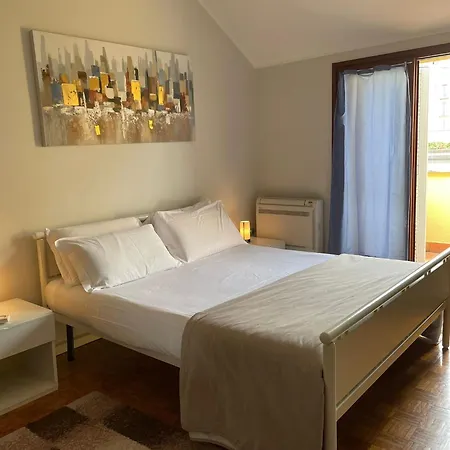 Apartment Lari