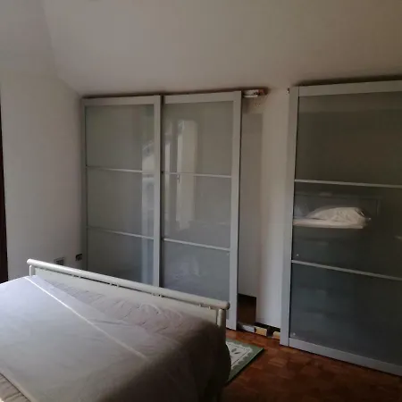 Lari Apartment *
